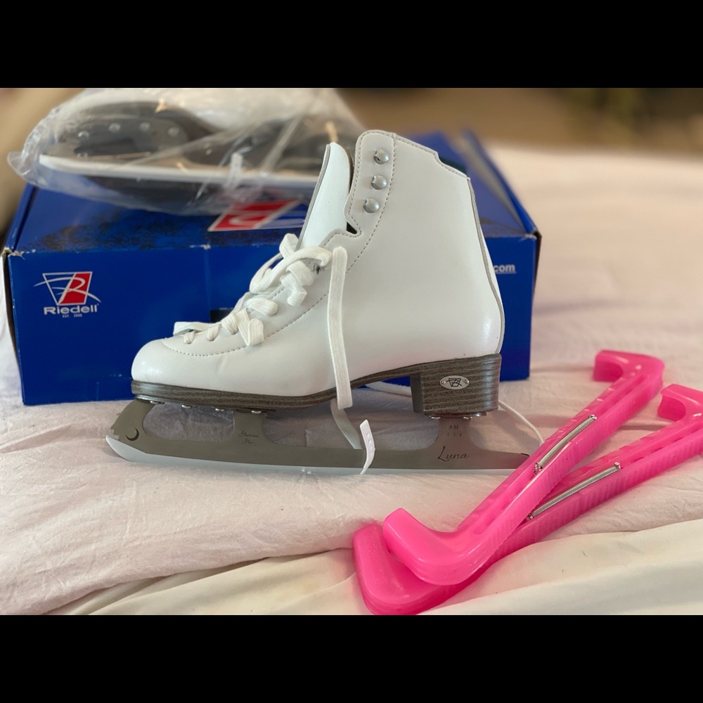Brand new Riedell ice skates in their box